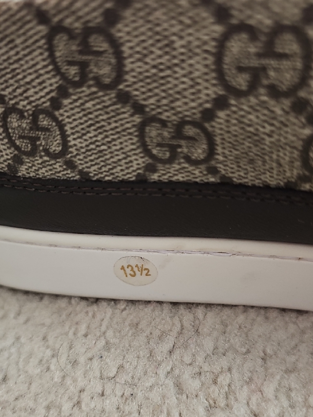 Gucci Brown & Beige Monogram Low-Top Sneakers - Picture 5 of 15